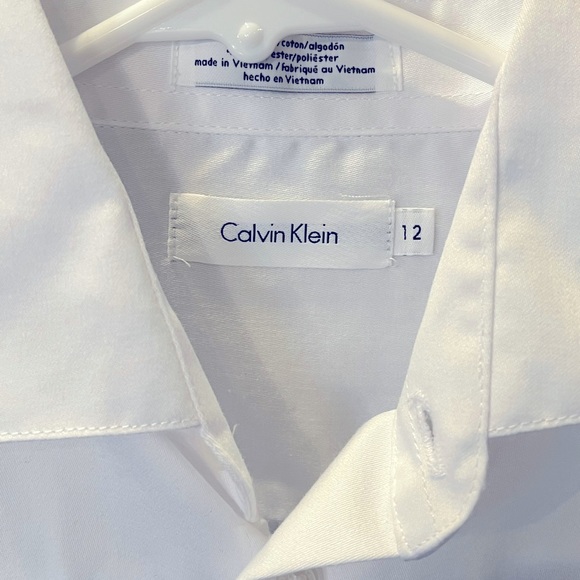 Kids Calvin Klein white long sleeve dress shirt. Size 12. Excellent condition - Picture 9 of 10